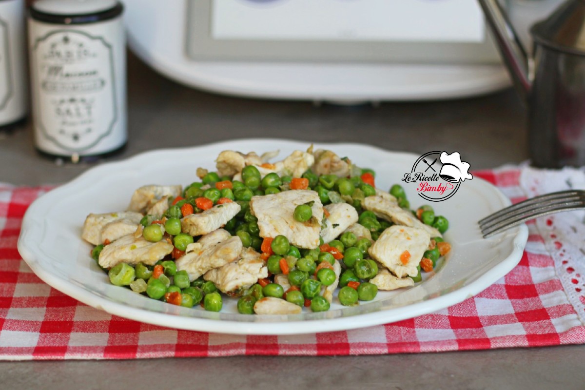 BOCCONCINI DI POLLO E PISELLI AL VAROMA