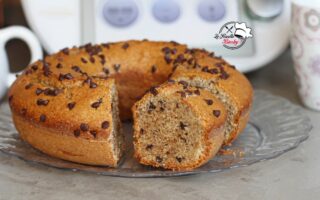 CIAMBELLA ALLE NOCCIOLE CON FARINA D'AVENA BIMBY