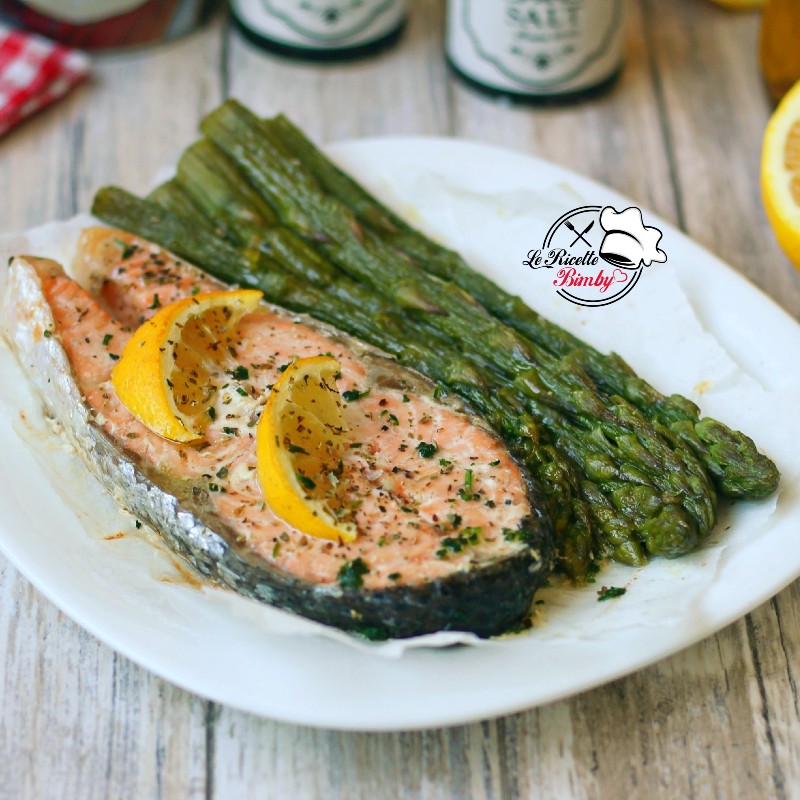 SALMONE CON ASPARAGI BIMBY