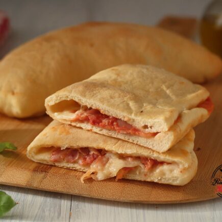 CALZONE RIPIENO PROSCIUTTO E MOZZARELLA BIMBY