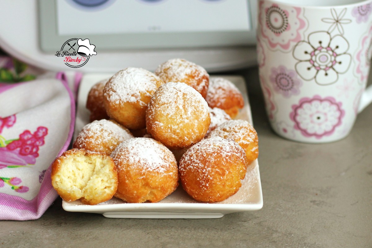 CASTAGNOLE ALLA RICOTTA BIMBY