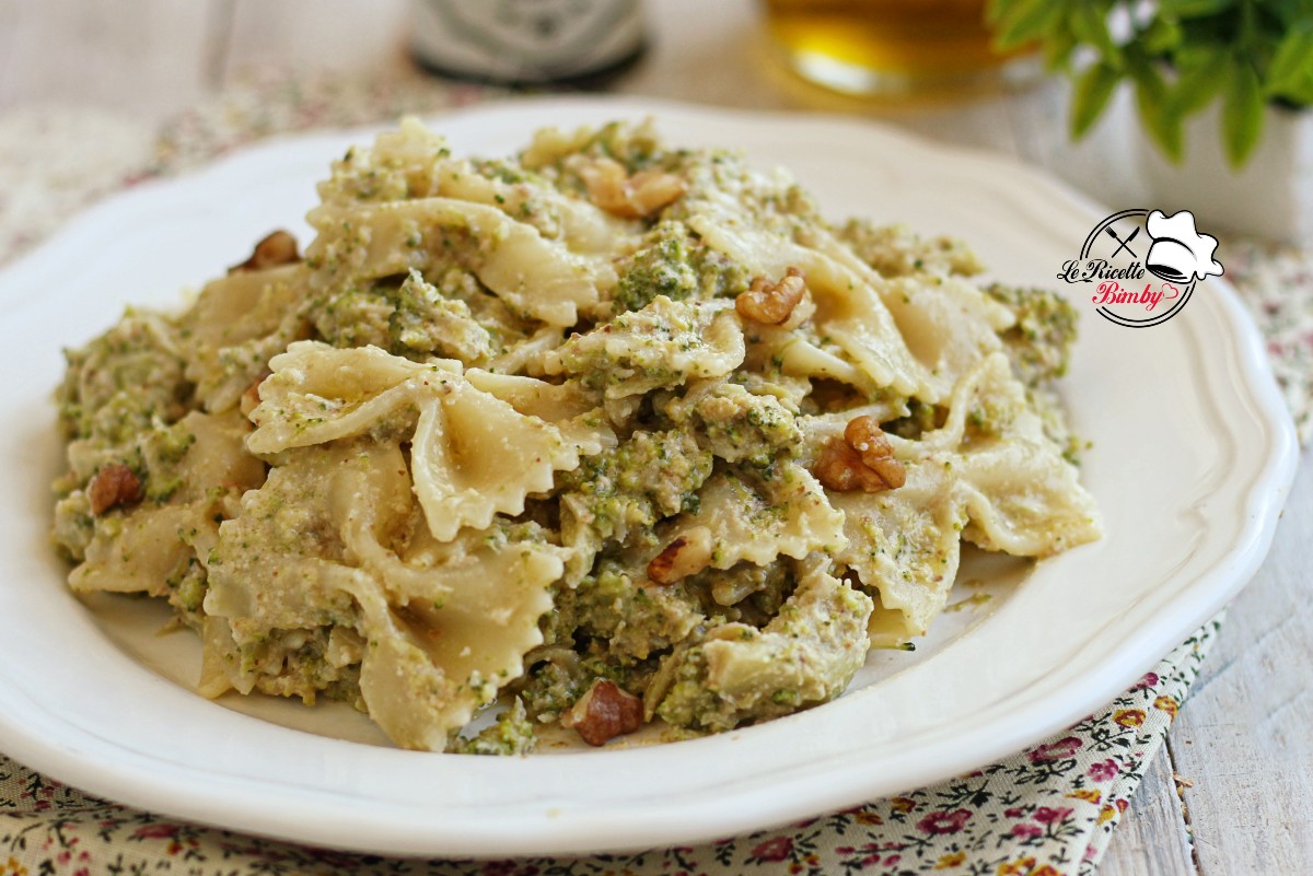 PASTA CREMOSA AI BROCCOLI E NOCI