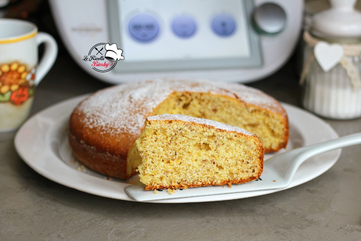 TORTA ALL'ARANCIA E MANDORLE BIMBY