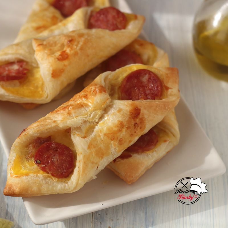 CANNOLI SALATI CON FORMAGGIO E PANCETTA BIMBY