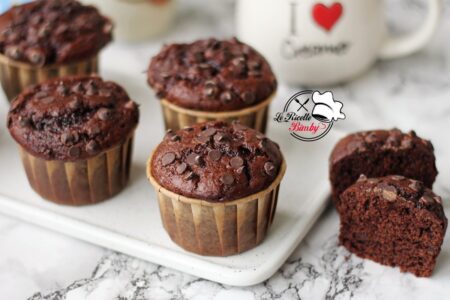 MUFFIN AL CACAO E CIOCCOLATO