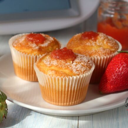 MUFFIN ALLE ARANCE CON CUORE DI MARMELLATA BIMBY
