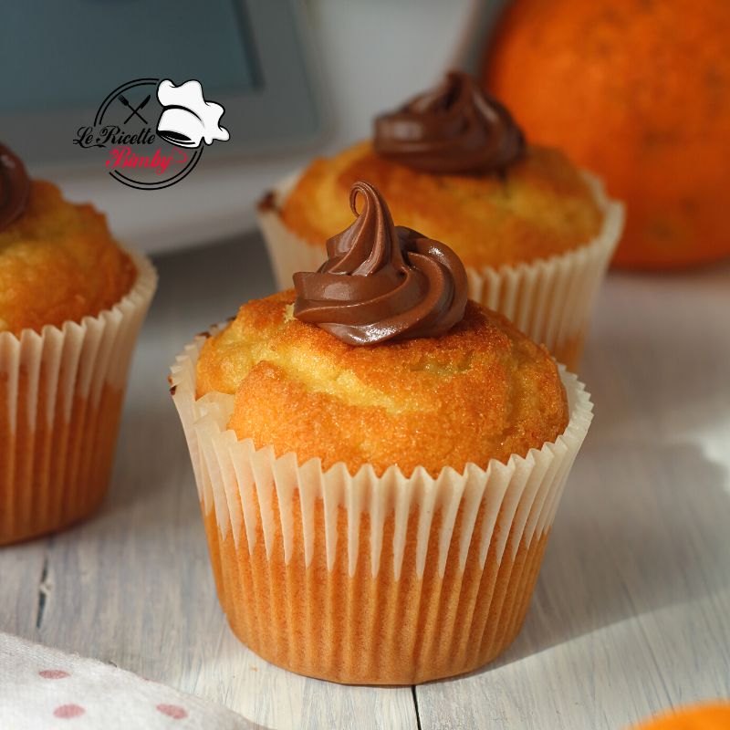 MUFFIN ALLE ARANCE CON CUORE DI NUTELLA