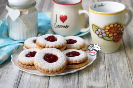 BISCOTTI DI FROLLA ALLA MARMELLATA BIMBY