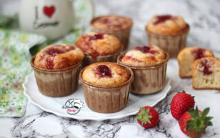 MUFFIN ALLA MARMELLATA DI FRAGOLE BIMBY