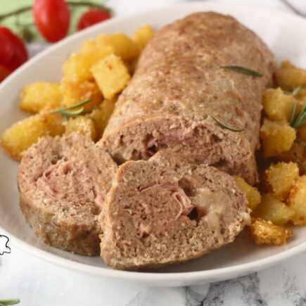POLPETTONE DI PATATE E SALSICCIA RIPIENO