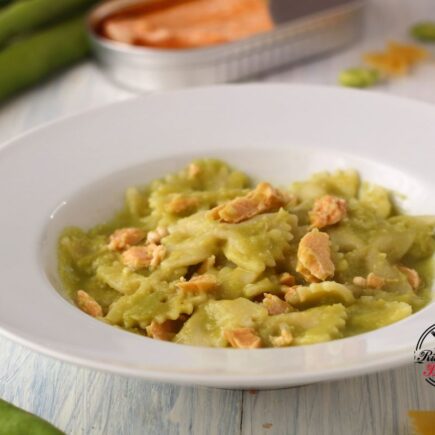 PASTA CON FAVE E SALMONE BIMBY