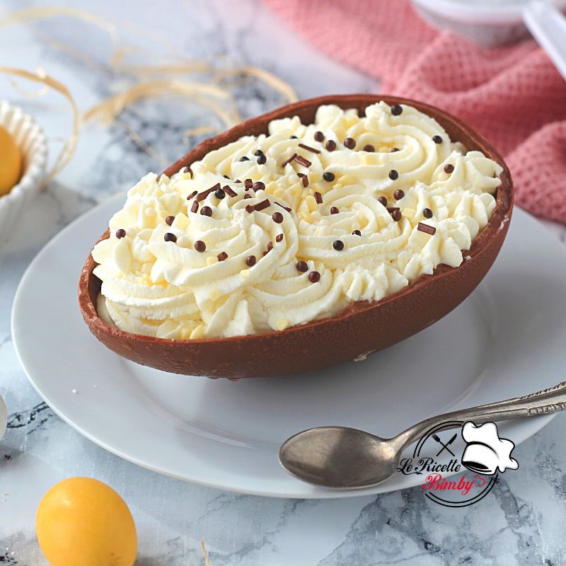 UOVO DI PASQUA RIPIENO CON CREMA AL LATTE