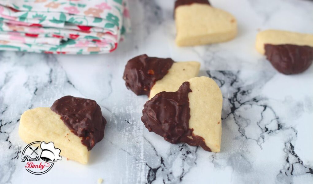 BISCOTTI A CUORE ARANCIA E CIOCCOLATO BIMBY