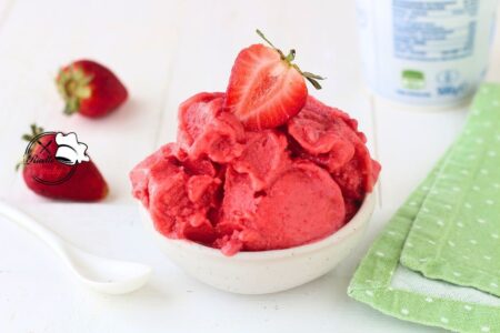 FROZEN YOGURT ALLA FRAGOLA BIMBY