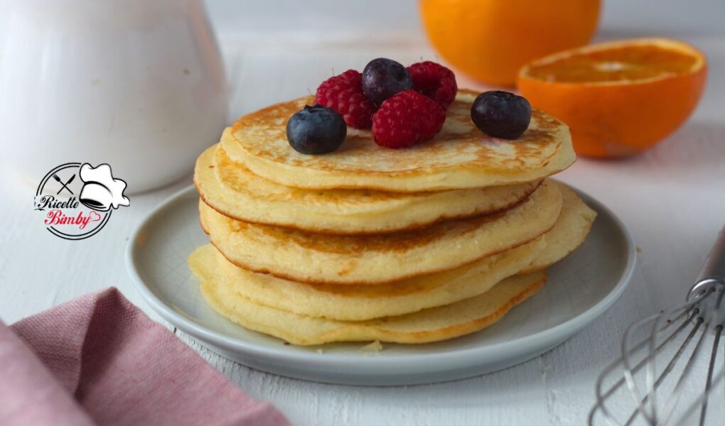 PANCAKE AMERICANI BIMBY (1) Se volete RICEVERE LE MIE NUOVE RICETTE OGNI GIORNO IN ANTEPRIMA SU WHATSAPP salvate il mio numero di telefono 3886946238, memorizzatelo come LE RICETTE BIMBY e scrivetemi su whatsapp il vostro NOME e COGNOME con testo RICETTE BIMBY DEL GIORNO e sarò lieta di inviarvele! Se questa ricetta vi è piaciuta continuate a seguirmi e se vi va mettete mi piace sulla mia pagina Facebook >> Ricette con il Bimby facili clicca qua per tornare alla HOMEPAGE