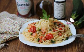 SPAGHETTI ALLE ZUCCHINE E GAMBERI BIMBY