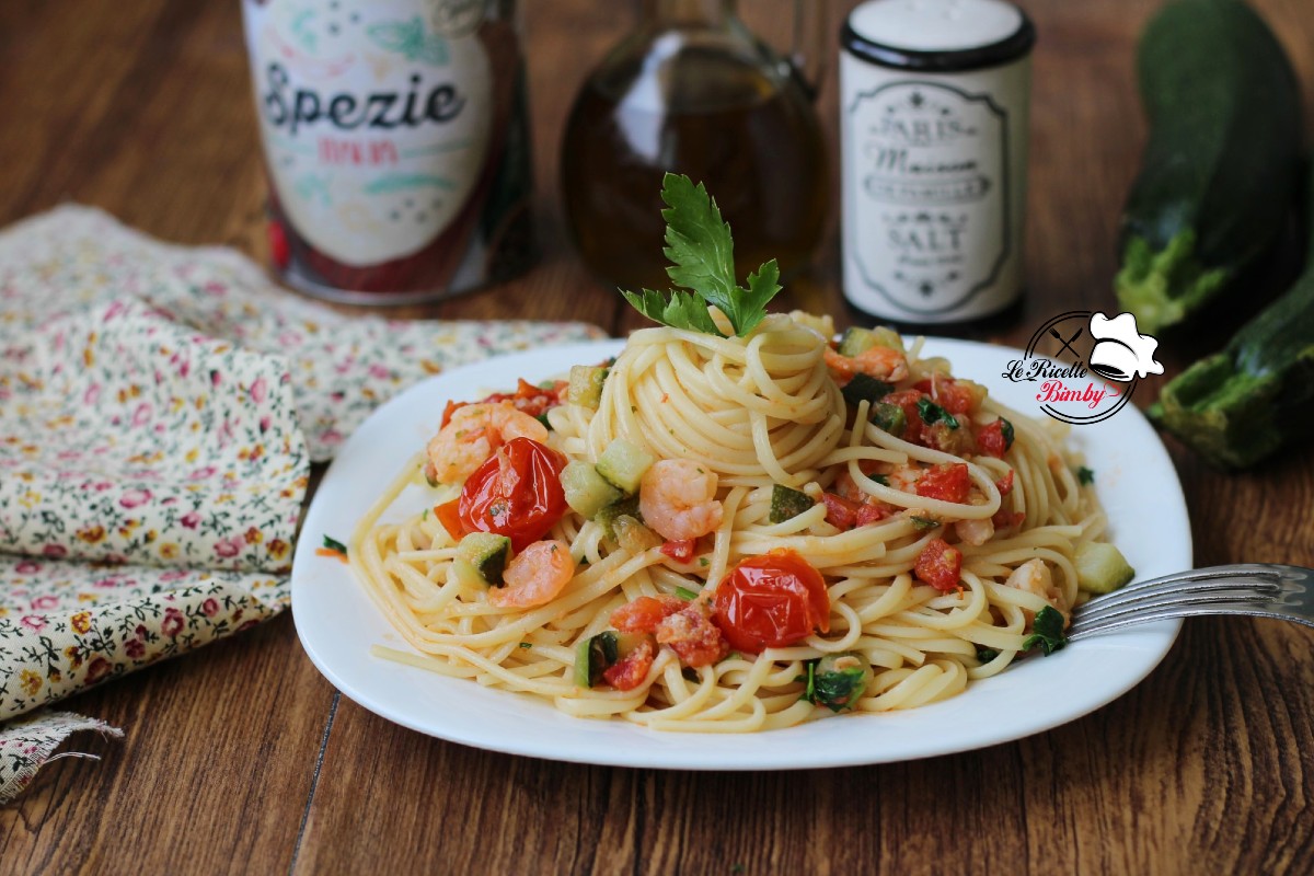 SPAGHETTI ALLE ZUCCHINE E GAMBERI BIMBY | Le Ricette Bimby