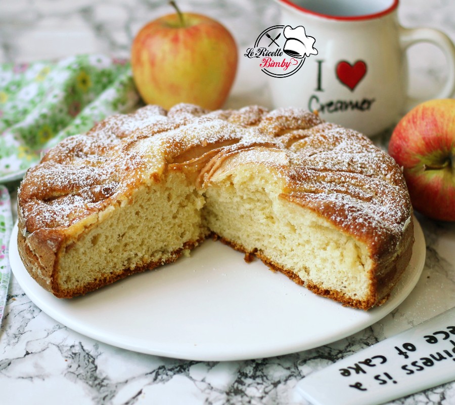 TORTA ALLE MELE E YOGURT BIMBY MORBIDA