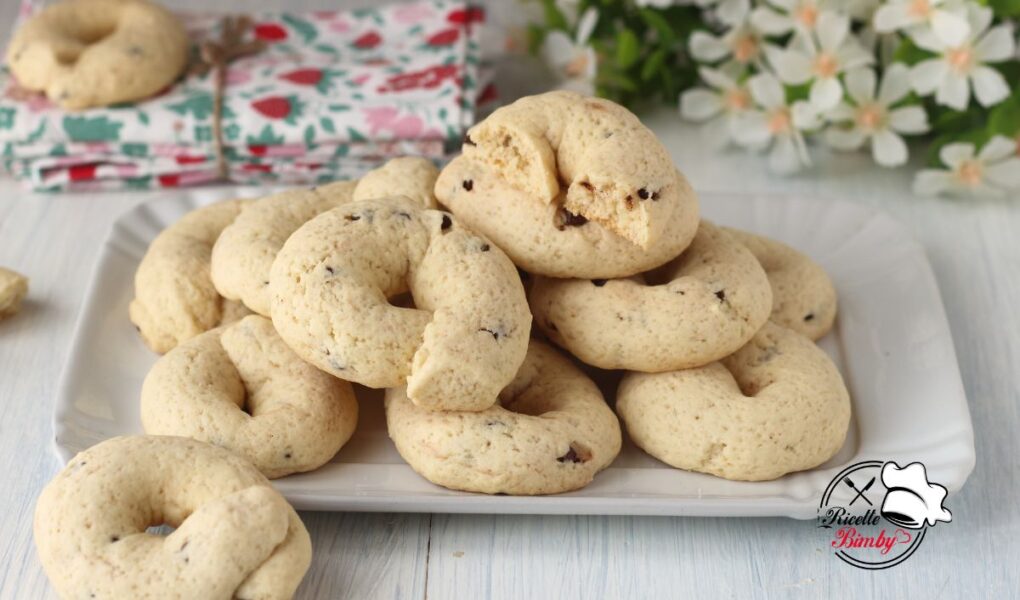 BISCOTTI RUSTICI A CIAMBELLINA
