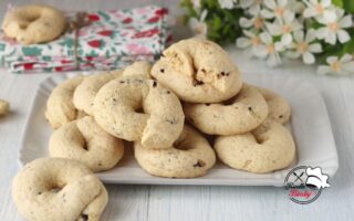 BISCOTTI RUSTICI A CIAMBELLINA