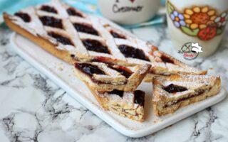 CROSTATA ALLA MARMELLATA DI CILIEGIE BIMBY