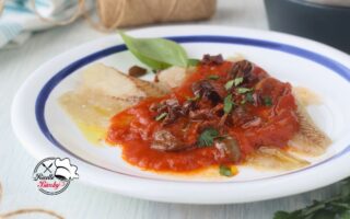 FILETTI DI PESCE AL POMODORO E OLIVE AL VAROMA BIMBY facile veloce e gustoso perfetto per grandi e piccini