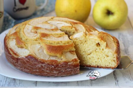 TORTA ALLO YOGURT E MELE BIMBY
