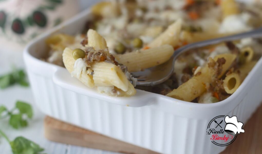 PASTA AL FORNO CON RAGÙ E PISELLI