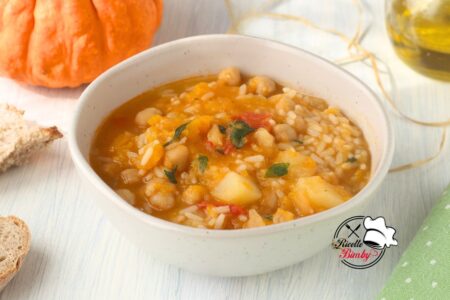 MINESTRA DI RISO CON ZUCCA E CECI