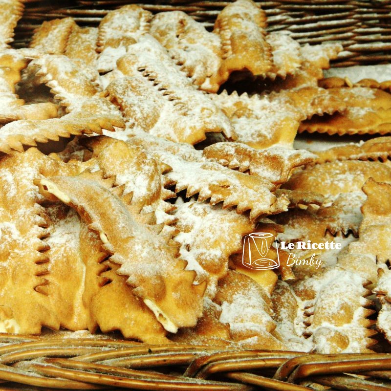 Chiacchiere croccanti con il Bimby