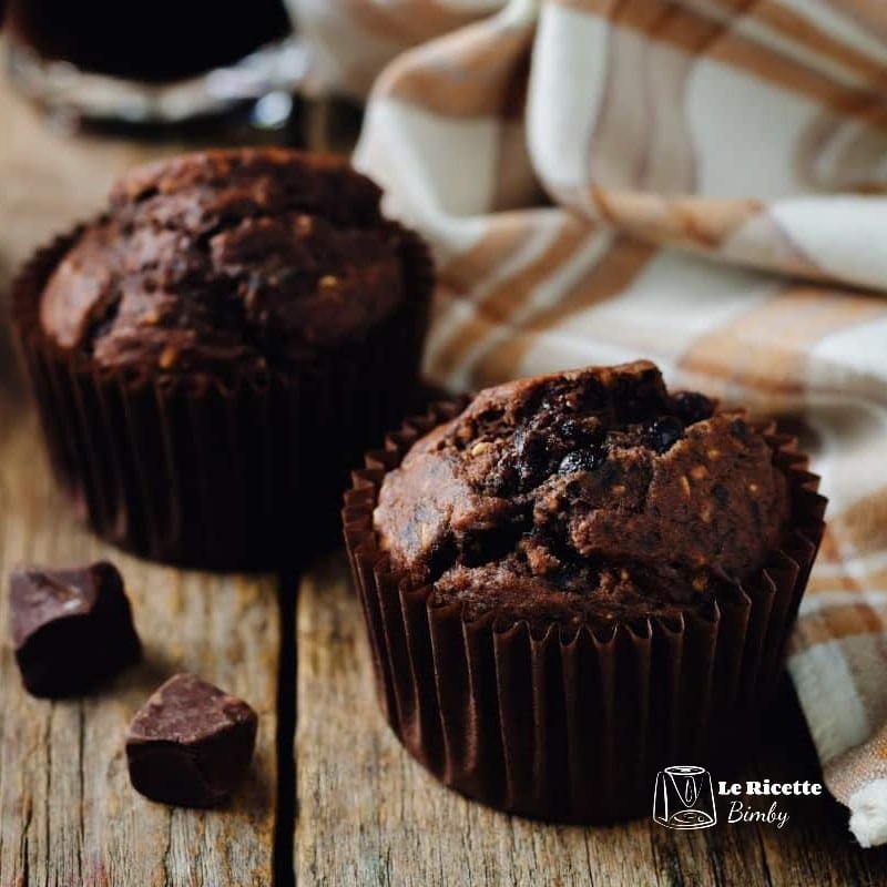 Muffin con avanzi di cioccolato Muffin con avanzi di cioccolato